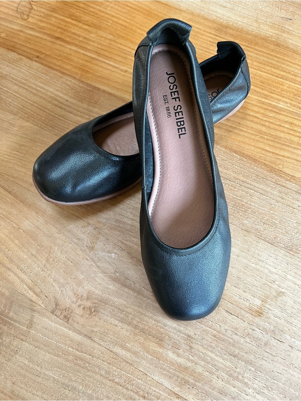 Josef Seibel Black Leather Slip-On Ballet Flats